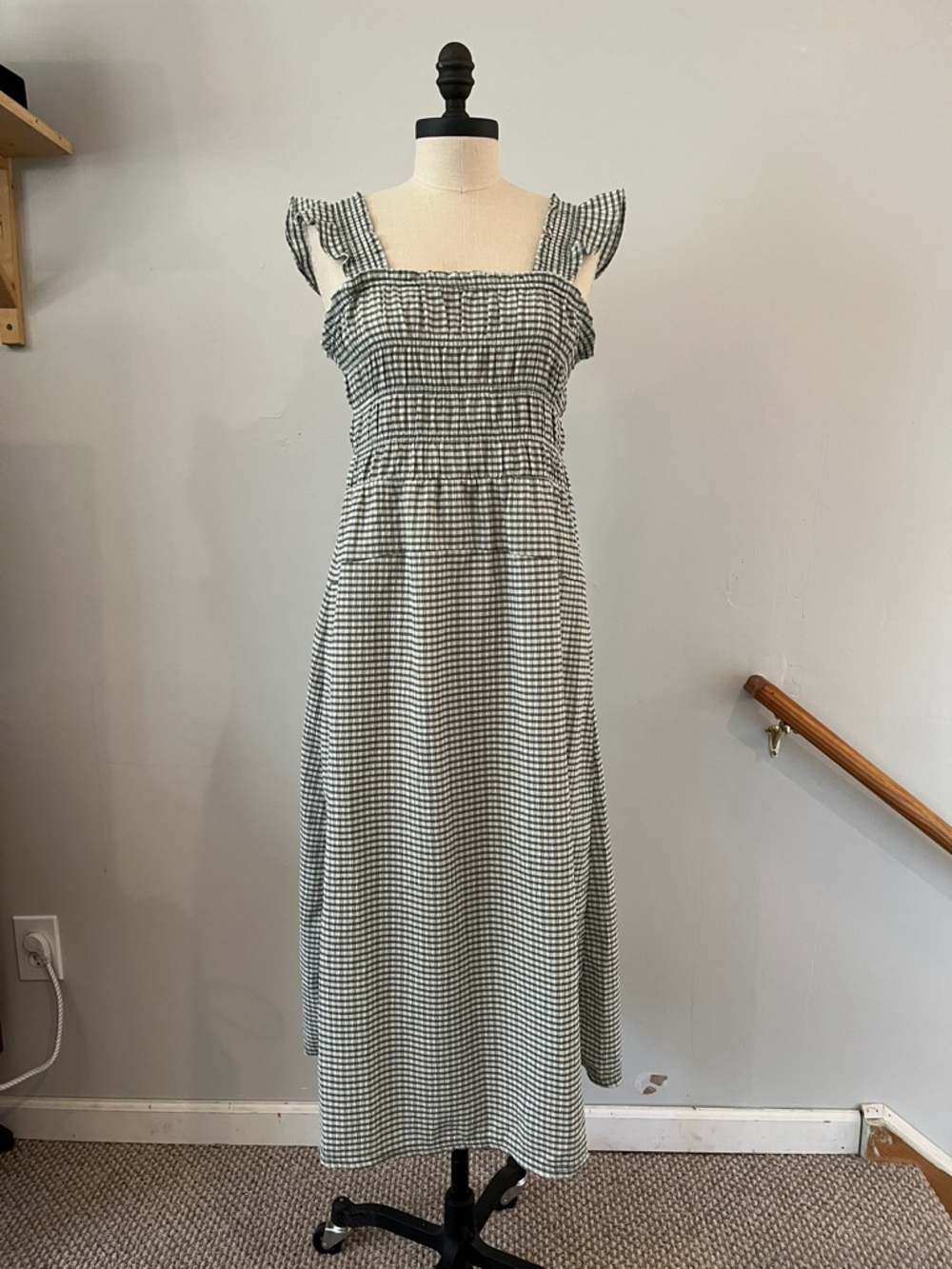 Old Navy green and white gingham sundress M NWT